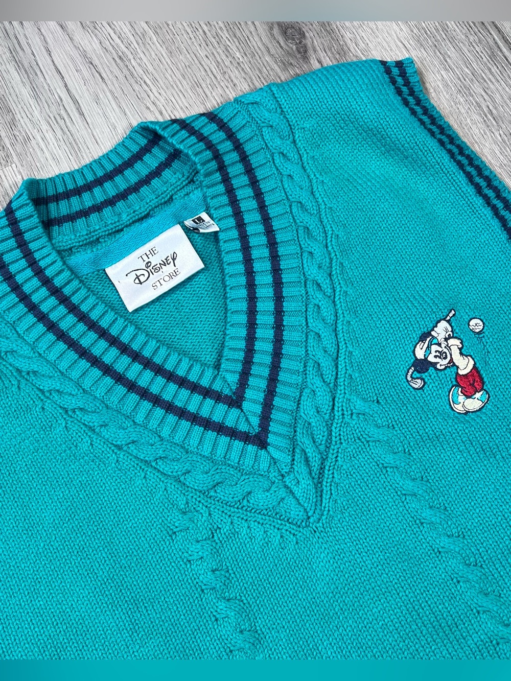 Vintage Disney Store Men’s L Green Knit Mickey Mouse Golf Cricket‎ Sweater Vest